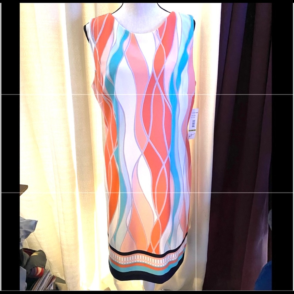 MADISON LEIGH Colorful dress 🌞🍊